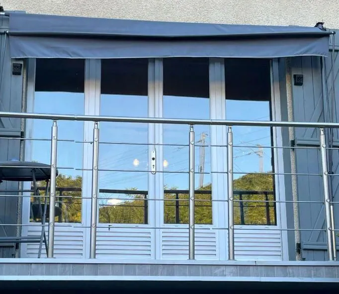 Fenêtre coulissante - avant